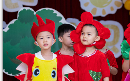 诺亚舟学前教育: 乱穿衣的季节,你需要一份科学穿衣法则 诺亚舟学前教育: 乱穿衣的季节,你需要一份科学穿衣法则